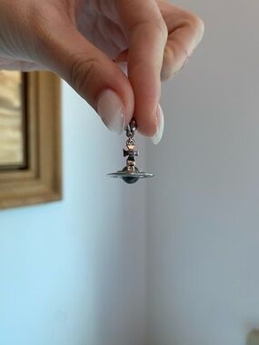 Vivienne Westwood Orbit pendant
